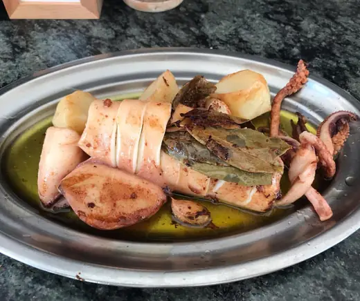 Calamar de portera en aceite